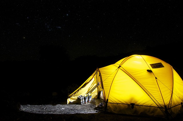 Sådan får du den bedste søvn på camping: Tips til en behagelig nat under åben himmel